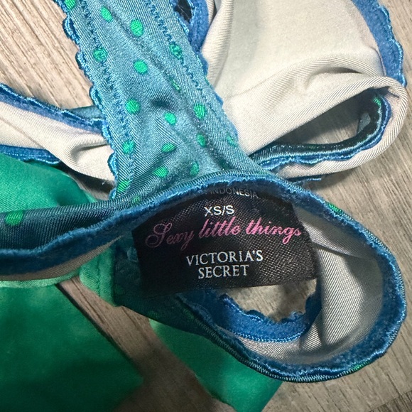 RARE Victoria's Secret Sexy Little Things Flight Attendant
Halloween Costume - Picture 13 of 13